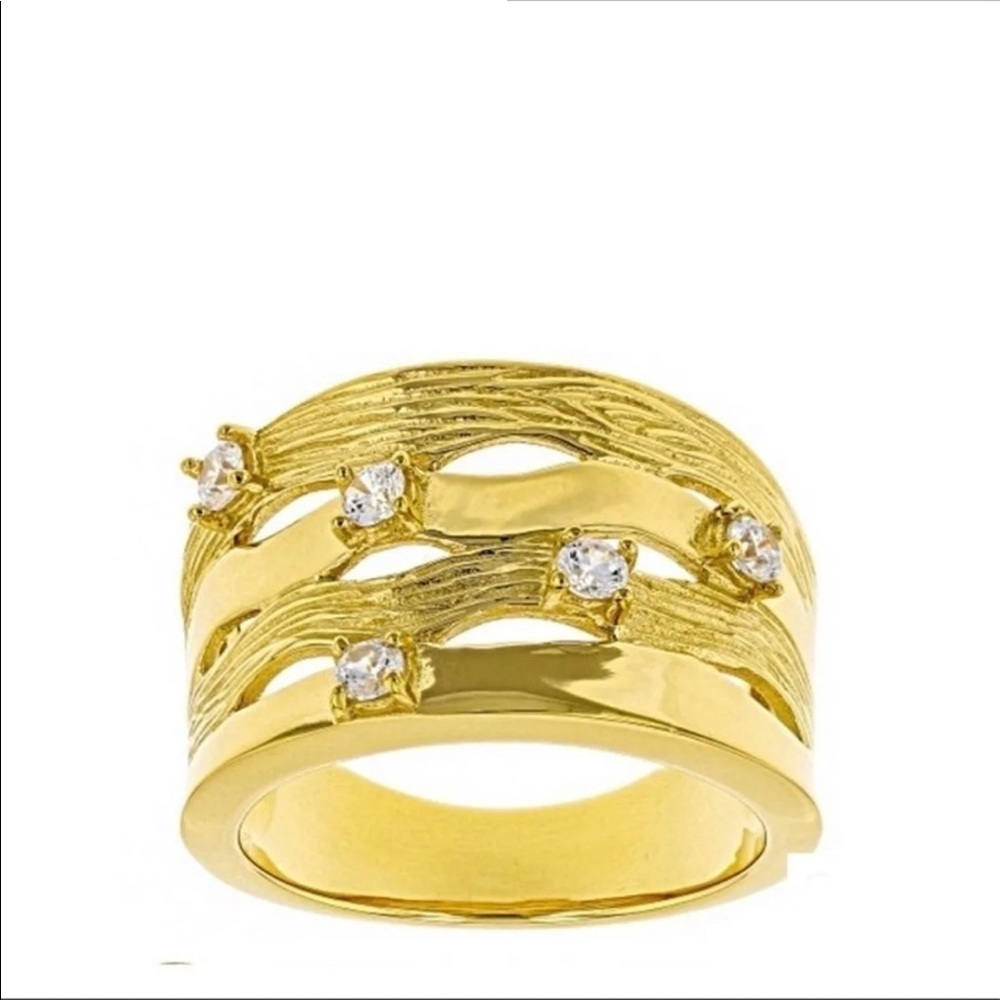 NWT - BELLE LUCE 18k Gold Plated Diamond Ring Size 7